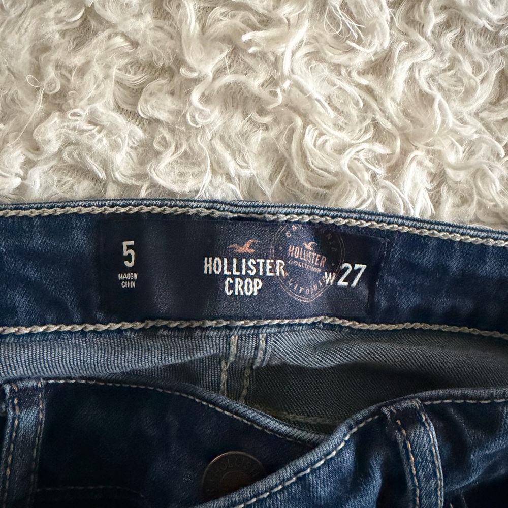 Hollister Men's Crop Jeans - Dark Indigo Blue